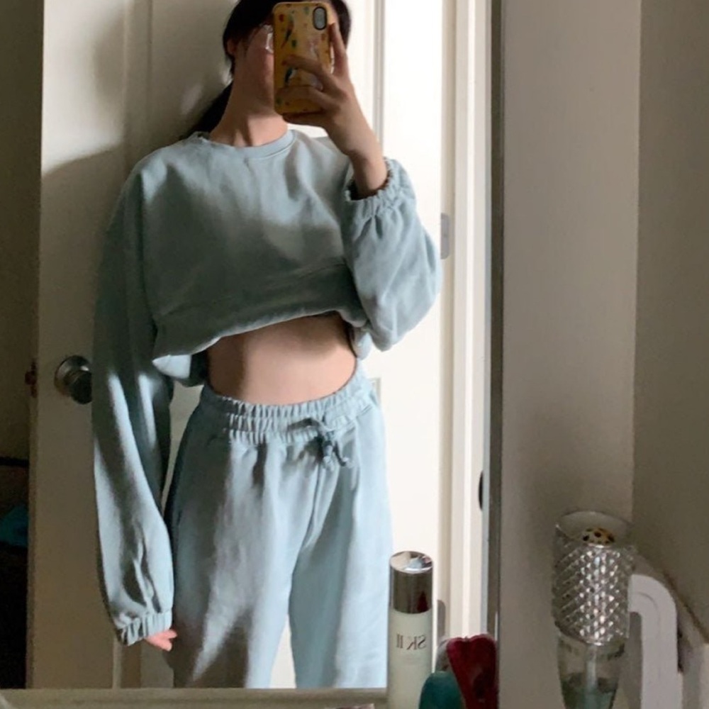 Stylenanda Light Blue Cropped Sweatshirt and Joggers Set